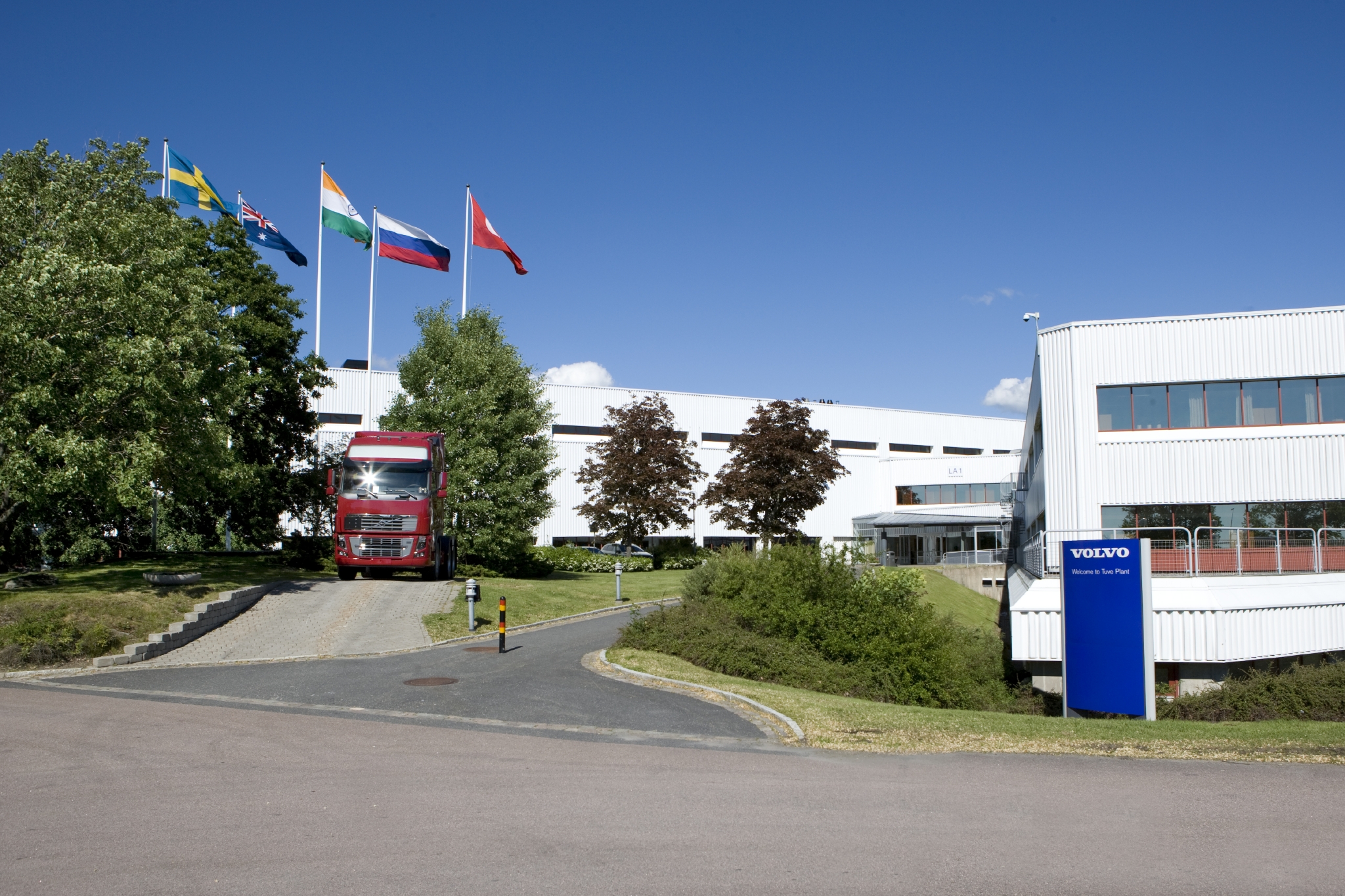 Kompanija Volvo Trucks ponovo pokreće proizvodnju