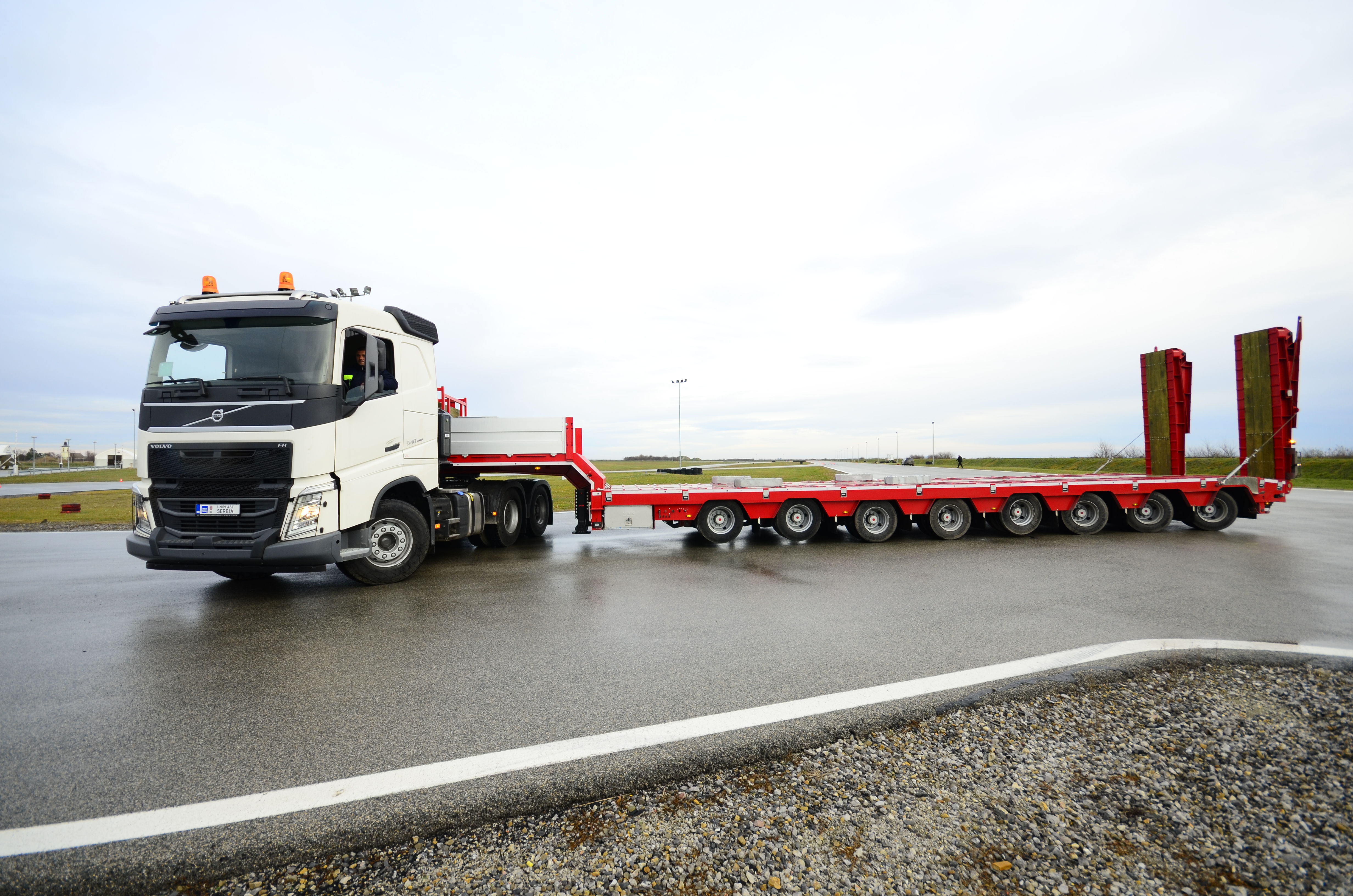 Jedinstveni vučni voz sa Volvo FH 